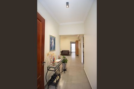 Sala de casa à venda com 3 quartos, 232m² em Jardim Laguna, Contagem