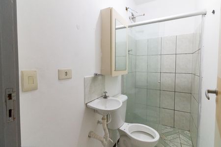 Banheiro Social de apartamento para alugar com 1 quarto, 30m² em Jardim Esmeralda, São Paulo