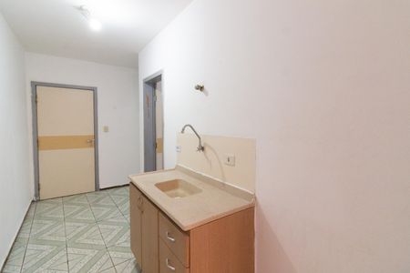 Cozinha de apartamento para alugar com 1 quarto, 30m² em Jardim Esmeralda, São Paulo