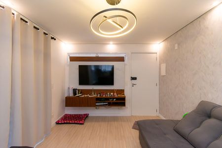 Sala de casa de condomínio à venda com 2 quartos, 82m² em Vila Santa Clara, São Paulo