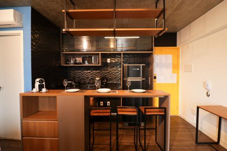 Studio para alugar com 40m², 0 quarto e 1 vaga Studio para alugar com 40m², 0 quarto e 1 vagastudio