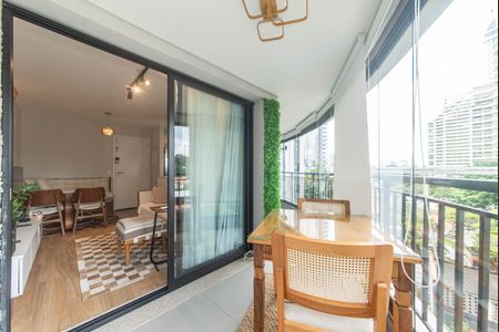 Varanda de apartamento para alugar com 2 quartos, 70m² em Vila Cordeiro, São Paulo