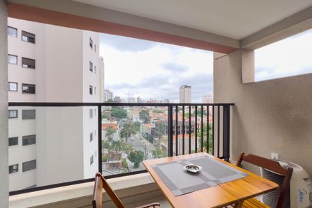 Studio para alugar com 27m², 1 quarto e sem vaga Studio para alugar com 27m², 1 quarto e sem vagaVaranda Studio