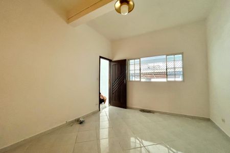 Sala de casa para alugar com 2 quartos, 100m² em Vila Mira, São Paulo