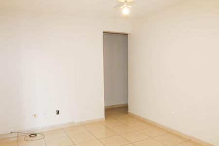 Sala de apartamento para alugar com 3 quartos, 70m² em Abolição, Rio de Janeiro