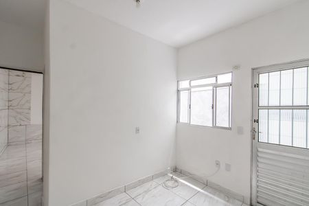 Sala de casa para alugar com 1 quarto, 110m² em Jardim Danfer, São Paulo