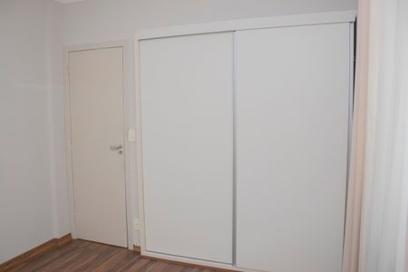 Quarto 1 de apartamento para alugar com 3 quartos, 117m² em Santo Antônio, Belo Horizonte