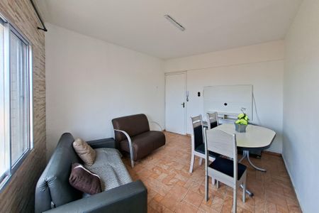 Sala de apartamento para alugar com 1 quarto, 43m² em Jardim Imperador, Praia Grande