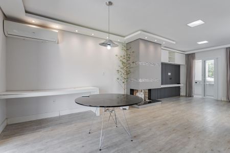 Sala de casa de condomínio à venda com 3 quartos, 138m² em Passo das Pedras, Porto Alegre