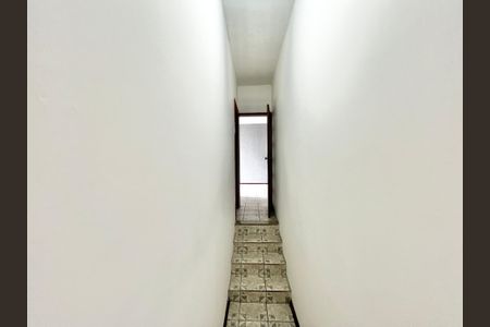 Corredor de casa para alugar com 3 quartos, 300m² em Parada Inglesa, São Paulo