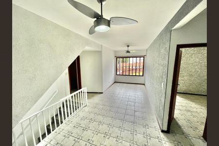 Sala de casa para alugar com 3 quartos, 300m² em Parada Inglesa, São Paulo