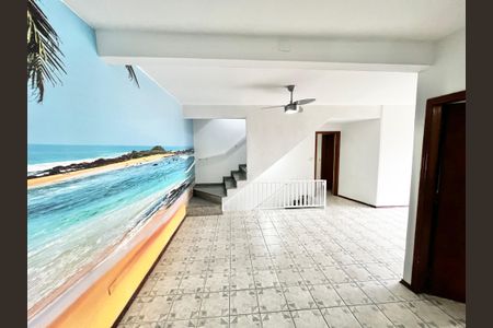 Sala de casa para alugar com 3 quartos, 300m² em Parada Inglesa, São Paulo