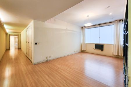 Sala íntima de apartamento à venda com 4 quartos, 543m² em Flamengo, Rio de Janeiro
