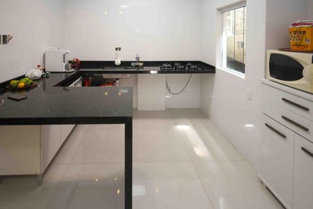 Cozinha de casa à venda com 5 quartos, 250m² em Vila Rica, São Paulo