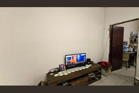 Casa à venda com 107m², 3 quartos e sem vaga Casa à venda com 107m², 3 quartos e sem vagaSala