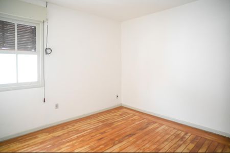 Casa para alugar com 283m², 4 quartos e 6 vagas Casa para alugar com 283m², 4 quartos e 6 vagasSuíte