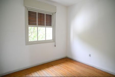 Casa para alugar com 283m², 4 quartos e 6 vagas Casa para alugar com 283m², 4 quartos e 6 vagasQuarto 1