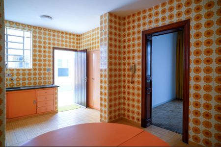 Casa para alugar com 283m², 4 quartos e 6 vagas Casa para alugar com 283m², 4 quartos e 6 vagasCozinha
