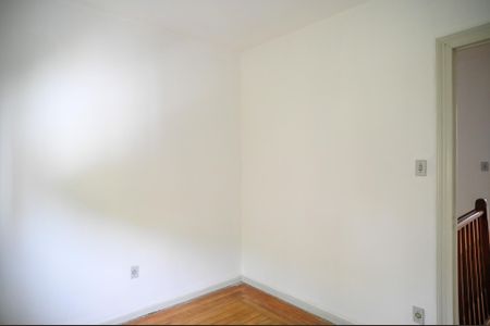 Casa para alugar com 283m², 4 quartos e 6 vagas Casa para alugar com 283m², 4 quartos e 6 vagasQuarto 1