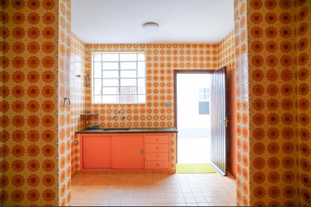 Casa para alugar com 283m², 4 quartos e 6 vagas Casa para alugar com 283m², 4 quartos e 6 vagasCozinha