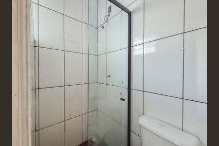 Studio para alugar com 30m², 2 quartos e sem vaga Studio para alugar com 30m², 2 quartos e sem vagaBanheiro