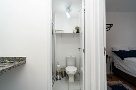 Apartamento para alugar com 37m², 1 quarto e sem vaga Apartamento para alugar com 37m², 1 quarto e sem vagaBanheiro