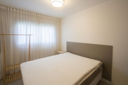 Suíte de apartamento para alugar com 2 quartos, 70m² em Vila Cordeiro, São Paulo