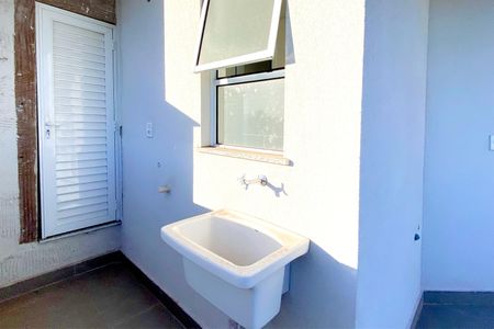 Apartamento à venda com 111m², 2 quartos e 3 vagas Apartamento à venda com 111m², 2 quartos e 3 vagasÁrea de Serviço