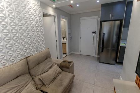 Sala de apartamento para alugar com 2 quartos, 36m² em Paraisópolis, São Paulo