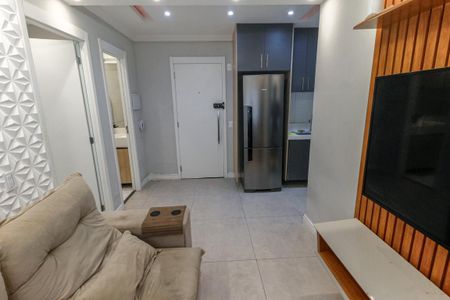 Sala de apartamento para alugar com 2 quartos, 36m² em Paraisópolis, São Paulo
