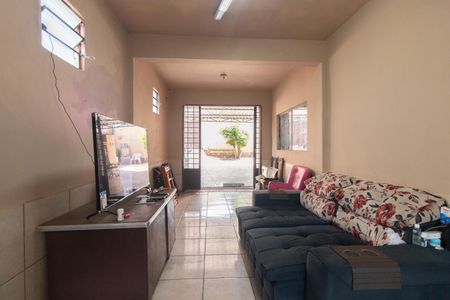 Sala 2 de casa para alugar com 2 quartos, 21m² em Vila João Pessoa, Porto Alegre