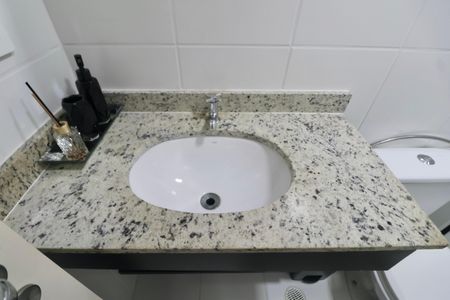 Apartamento para alugar com 70m², 2 quartos e 2 vagas Apartamento para alugar com 70m², 2 quartos e 2 vagasBanheiro Suíte