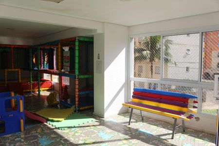 Apartamento para alugar com 70m², 2 quartos e 2 vagas Apartamento para alugar com 70m², 2 quartos e 2 vagasÁrea comum - Playground