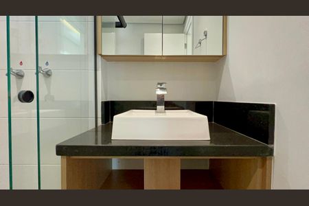 Apartamento para alugar com 63m², 2 quartos e 1 vaga Apartamento para alugar com 63m², 2 quartos e 1 vagaBanheiro