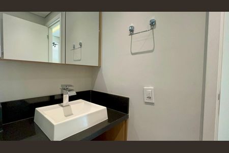 Apartamento para alugar com 63m², 2 quartos e 1 vaga Apartamento para alugar com 63m², 2 quartos e 1 vagaBanheiro