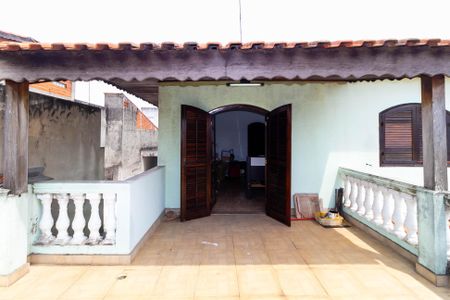 Varanda de casa para alugar com 3 quartos, 377m² em Vila Alzira, São Paulo