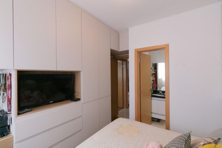 Apartamento à venda com 89m², 2 quartos e 2 vagas Apartamento à venda com 89m², 2 quartos e 2 vagasSuíte
