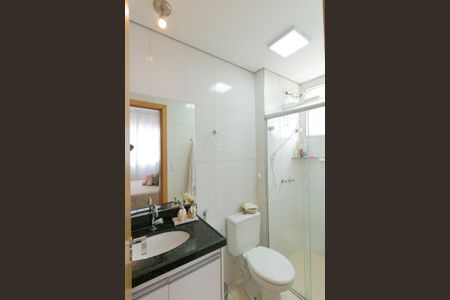 Apartamento à venda com 89m², 2 quartos e 2 vagas Apartamento à venda com 89m², 2 quartos e 2 vagasBanheiro da Suíte