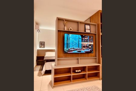 Detalhe Sala de kitnet/studio para alugar com 1 quarto, 44m² em Vila Itapura, Campinas