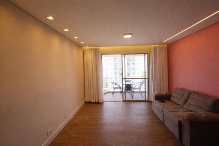 Sala de apartamento para alugar com 2 quartos, 90m² em Nova Piraju, São Paulo