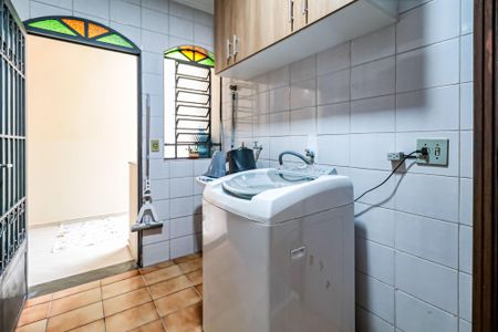 Casa à venda com 190m², 4 quartos e 2 vagas Casa à venda com 190m², 4 quartos e 2 vagasÁrea de Serviço