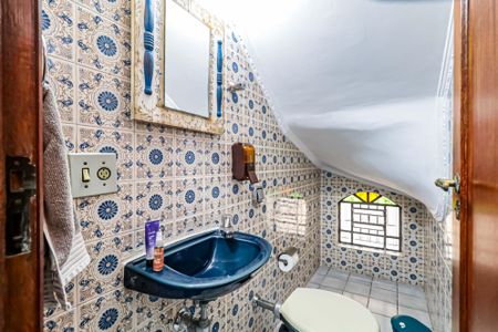 Casa à venda com 190m², 4 quartos e 2 vagas Casa à venda com 190m², 4 quartos e 2 vagasLavabo