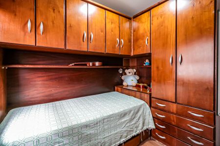 Casa à venda com 190m², 4 quartos e 2 vagas Casa à venda com 190m², 4 quartos e 2 vagasQuarto 1