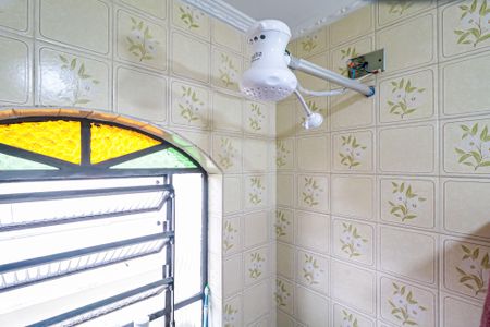 Casa à venda com 190m², 4 quartos e 2 vagas Casa à venda com 190m², 4 quartos e 2 vagasBanheiro Social