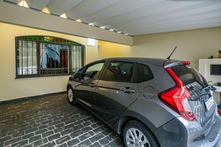 Casa à venda com 190m², 4 quartos e 2 vagas Casa à venda com 190m², 4 quartos e 2 vagasGaragem