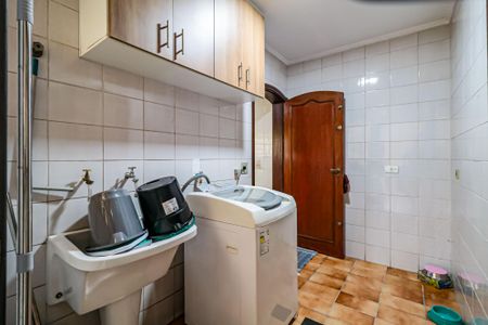 Casa à venda com 190m², 4 quartos e 2 vagas Casa à venda com 190m², 4 quartos e 2 vagasÁrea de Serviço