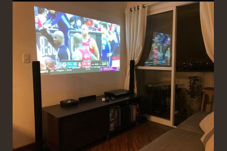 Sala de apartamento à venda com 2 quartos, 68m² em Vila São José, São Paulo