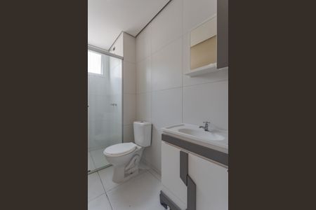 Banheiro de apartamento para alugar com 1 quarto, 52m² em Bom Jesus, Porto Alegre
