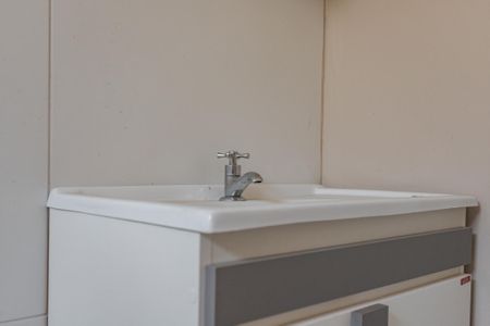 Banheiro de apartamento para alugar com 1 quarto, 52m² em Bom Jesus, Porto Alegre