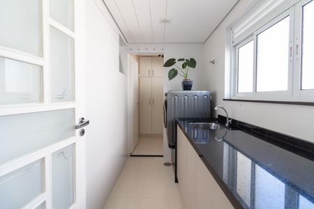 Apartamento à venda com 116m², 3 quartos e 2 vagas Apartamento à venda com 116m², 3 quartos e 2 vagasÁrea de Serviço